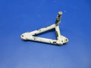 Mooney M20 / M20F RH Gear Retracting Bellcrank Assy P/N 560202-002 (0224-724)
